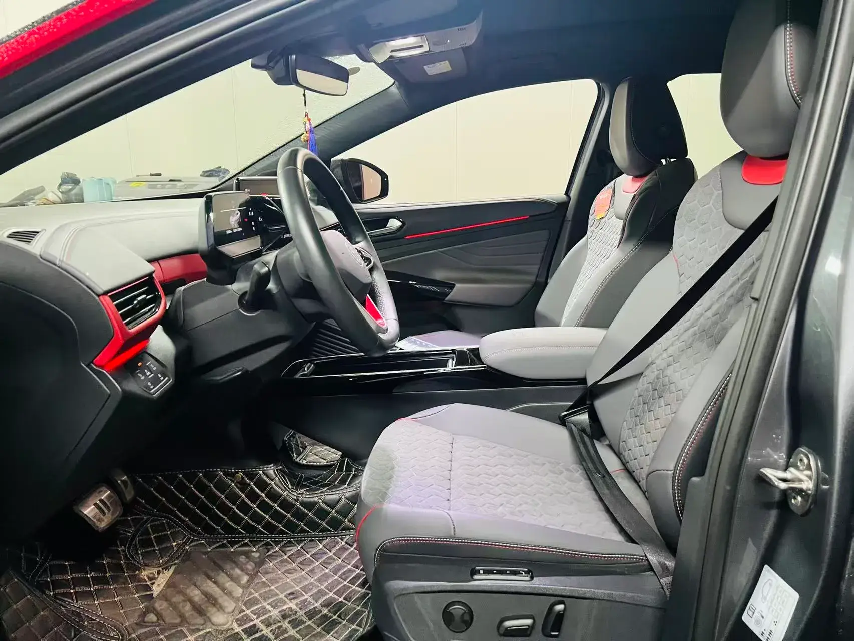 2022 VOLKSWAGEN ID.4 thumbnail 4