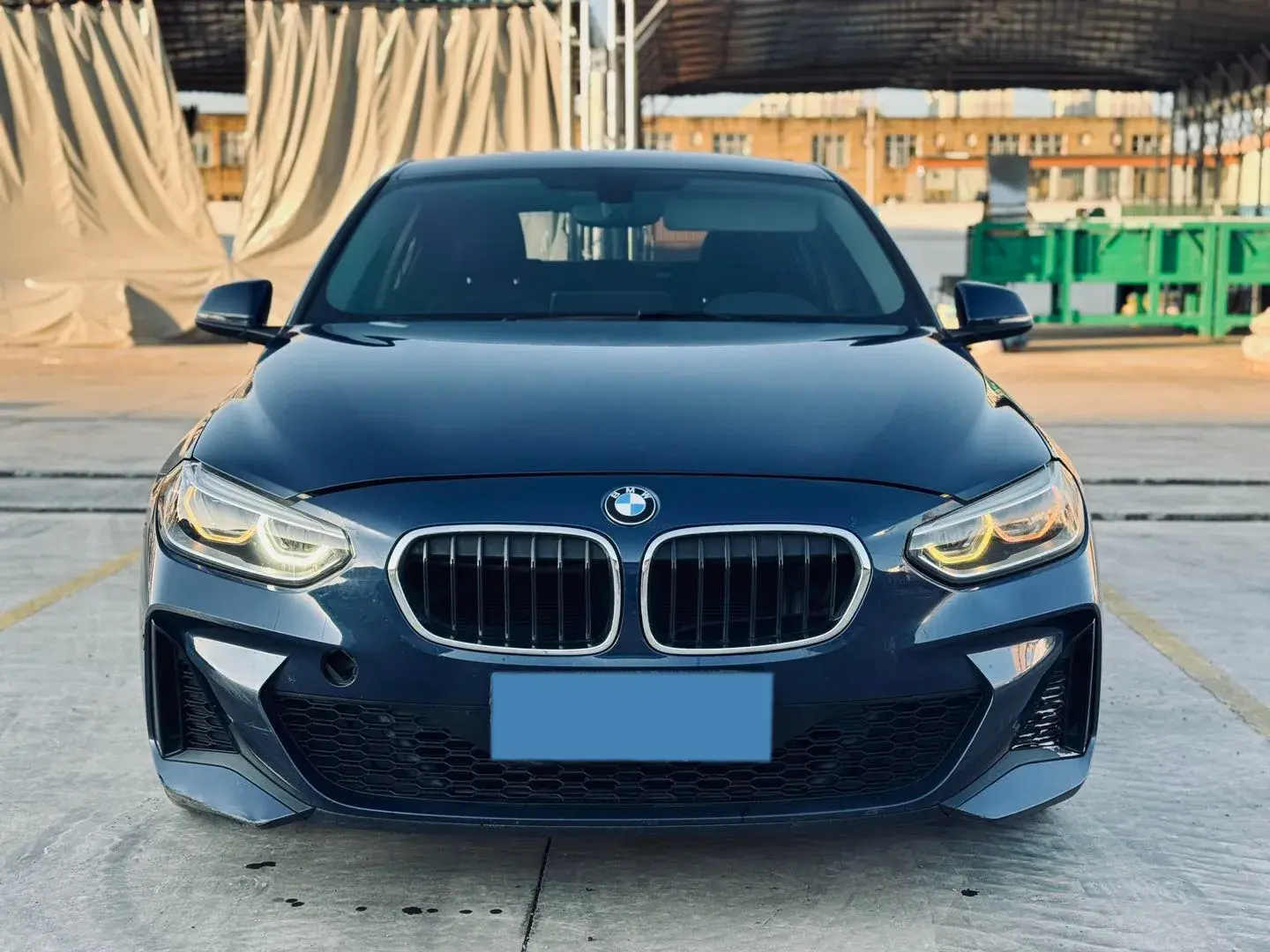 2022 BMW 1 thumbnail 3