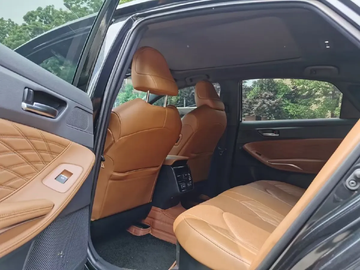 2019 Toyota Avalon 2.5L 178HP L4 E-CVT Hybrid,autocango,china used car exporter,china ev exporter,chinese used car exporter,chinese used ev exporter