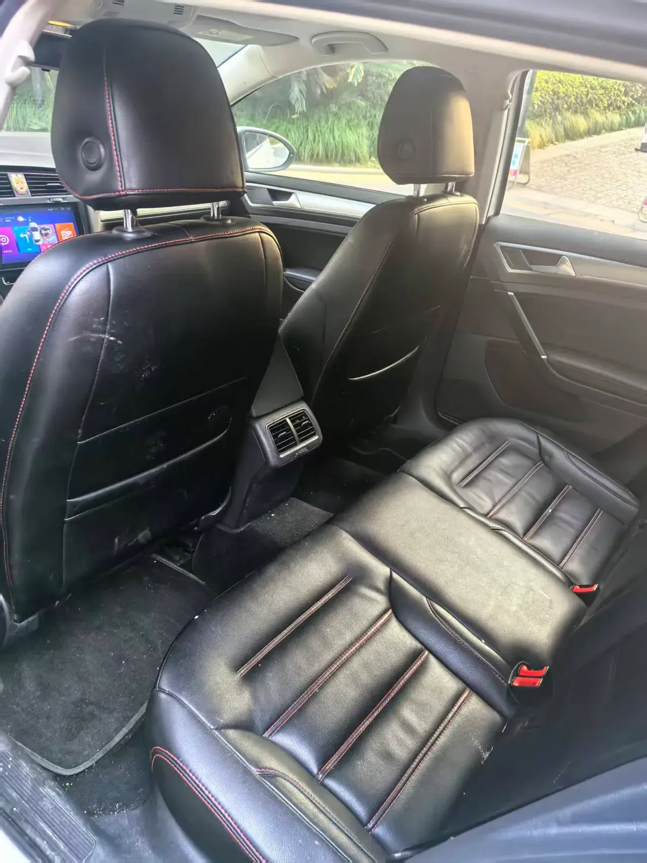 2018 VOLKSWAGEN GOLF thumbnail 4