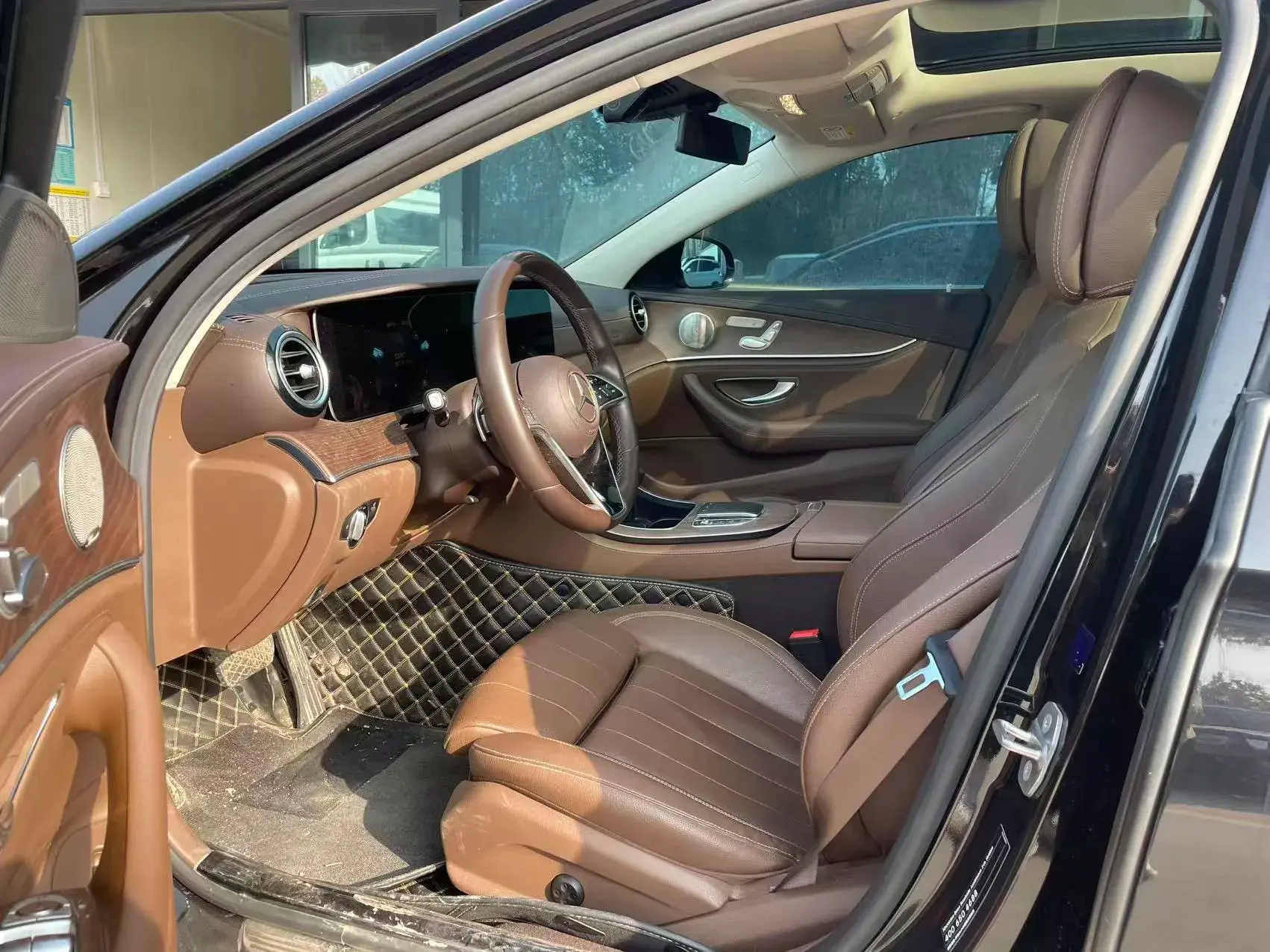 2022 MERCEDES-BENZ E thumbnail 2