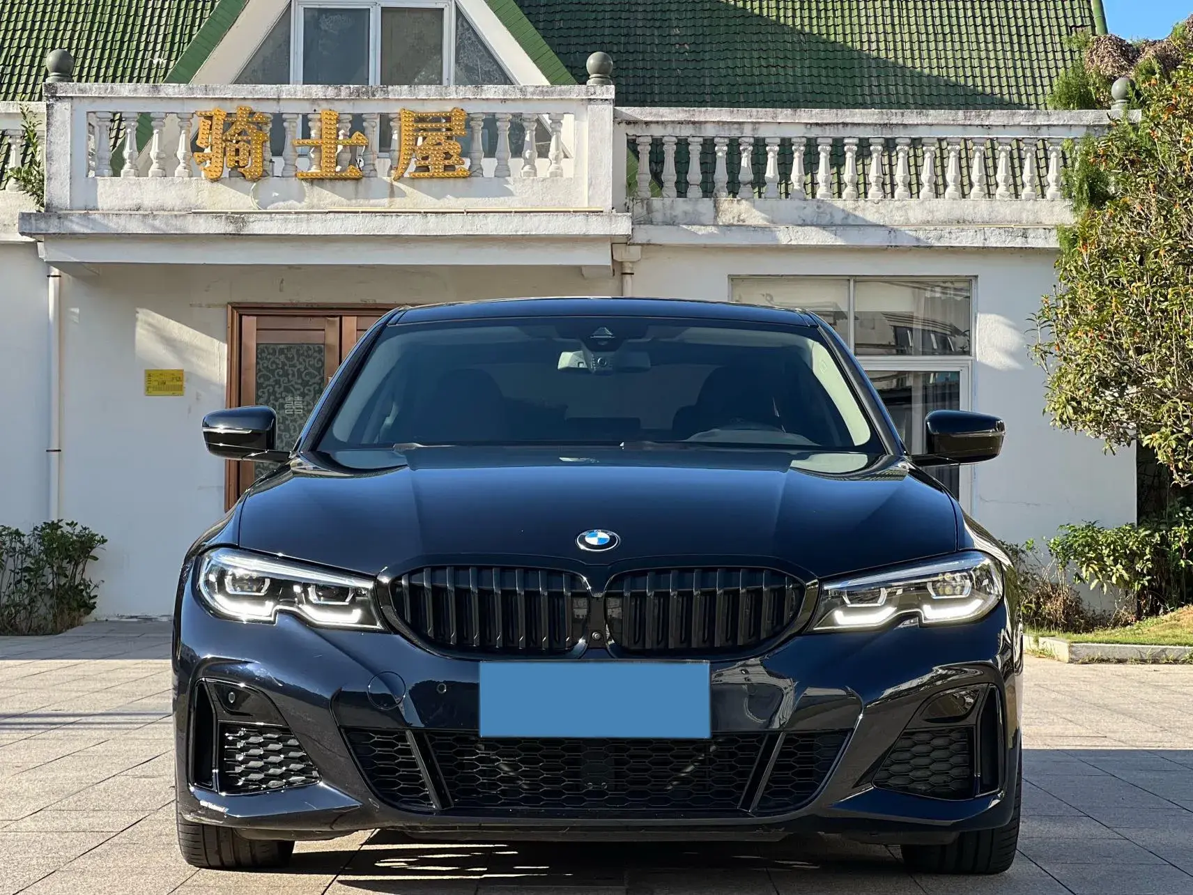2021 BMW 3 thumbnail 2