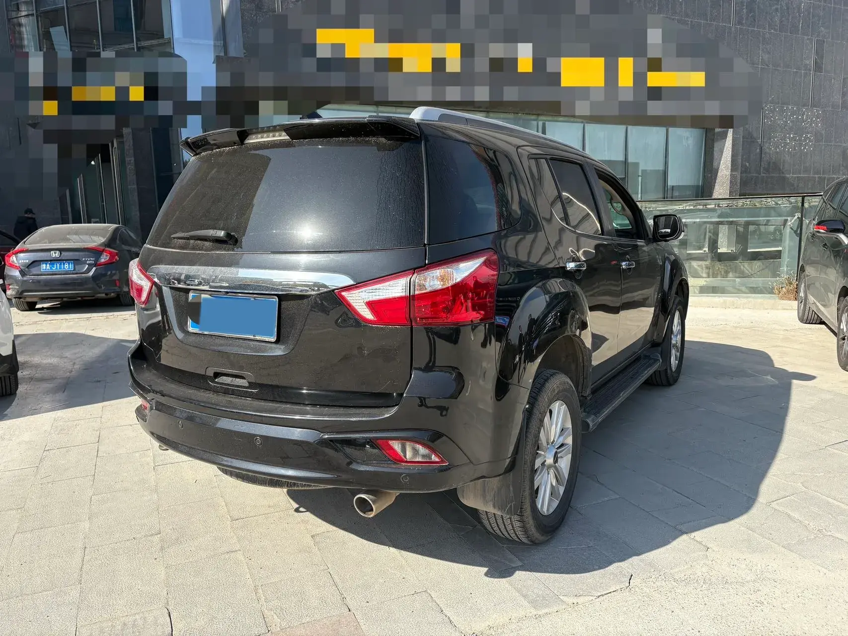 2018 ISUZU MU-X thumbnail 2