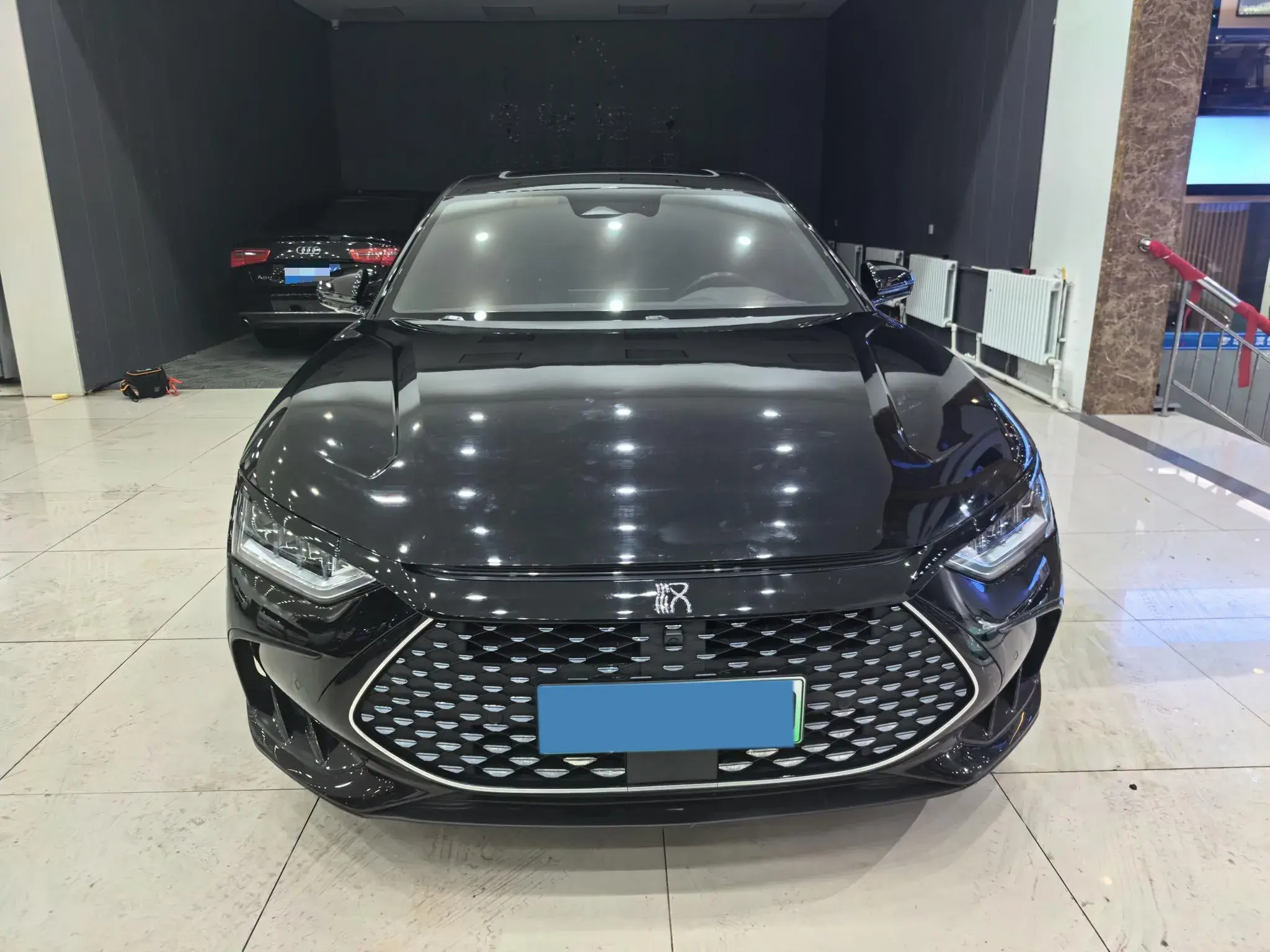 2023 BYD HAN thumbnail 2