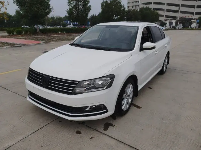2017 Volkswagen Lavida 1.6L 110HP L4 6AT