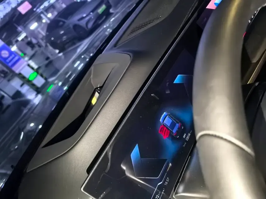 2025 BMW X3 2.0T 258HP L4 8AT,autocango,china used car exporter,china ev exporter,chinese used car exporter,chinese used ev exporter