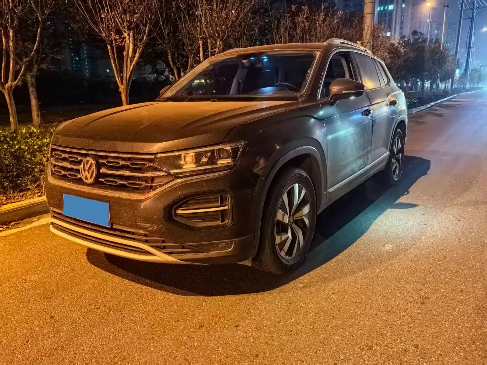 2019 VOLKSWAGEN TAYRON view 1