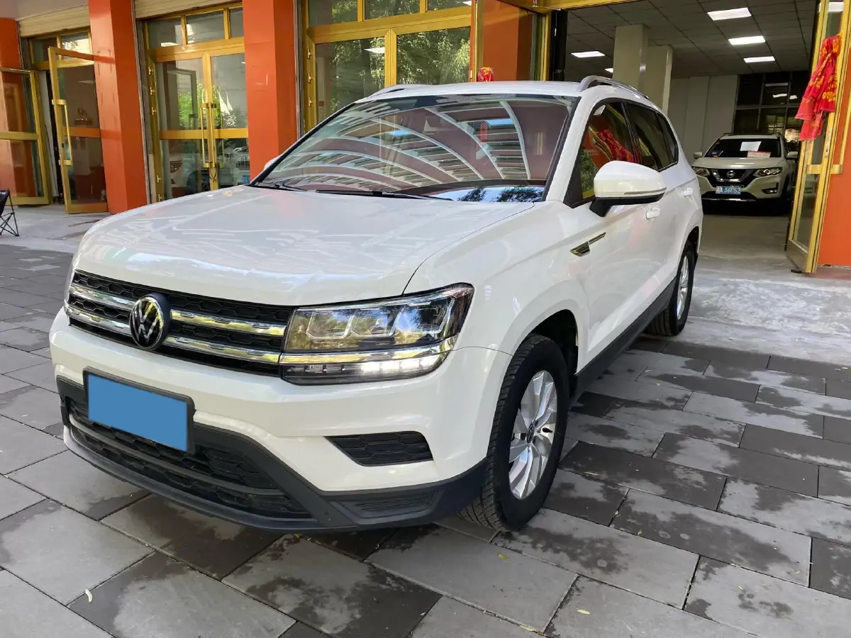 2022 Volkswagen Tharu 1.4T 150HP L4 7DCT 2022 Volkswagen Tharu 1.4T 150HP L4 7DCT