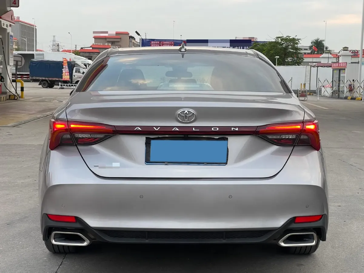 2022 Toyota Avalon 2.5L 209HP L4 8AT,autocango,china used car exporter,china ev exporter,chinese used car exporter,chinese used ev exporter