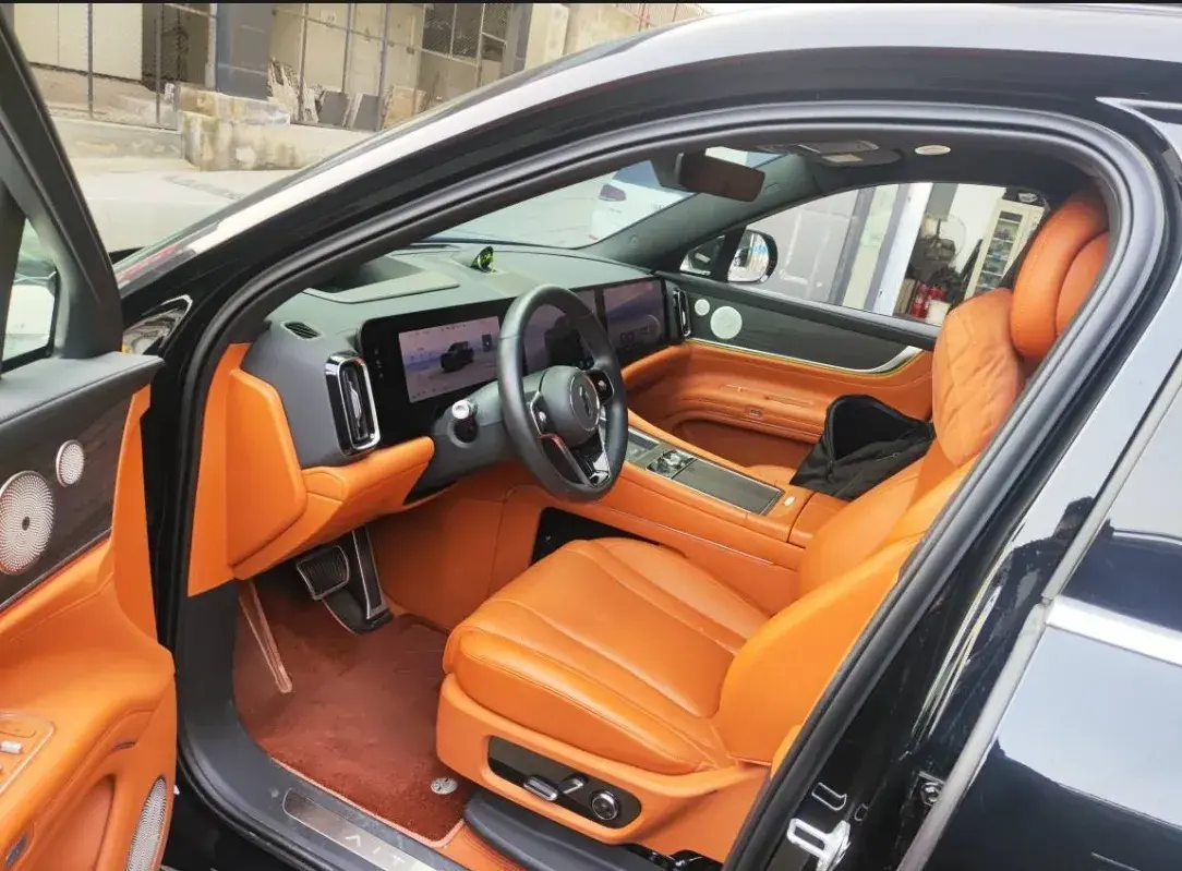 2024 AITO AITO thumbnail 4