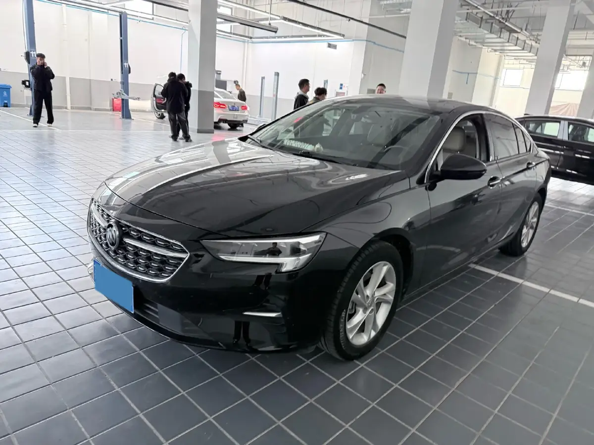 2020 Buick Regal 1.5T 169HP L4 9AT