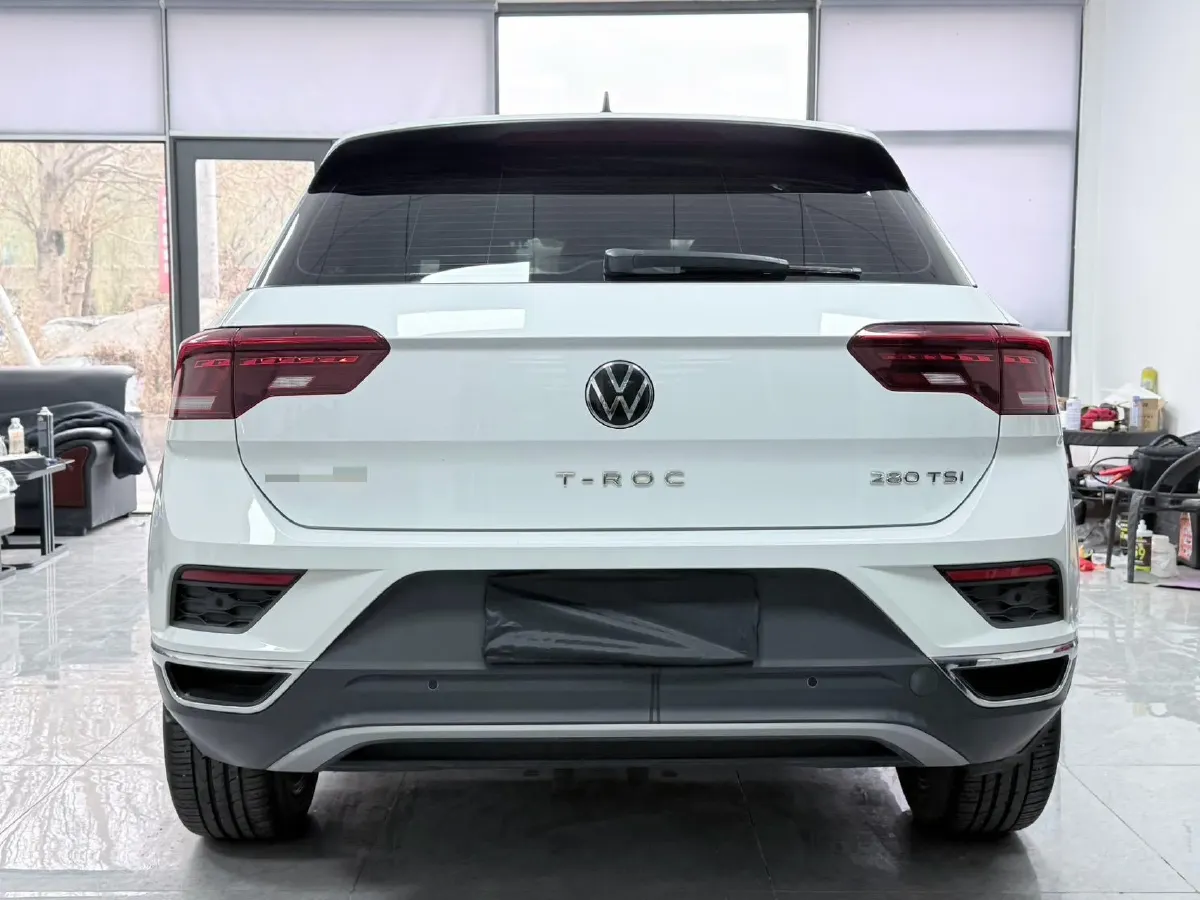 2021 Volkswagen T-Roc 1.4T 150HP L4 7DCT,autocango,china used car exporter,china ev exporter,chinese used car exporter,chinese used ev exporter