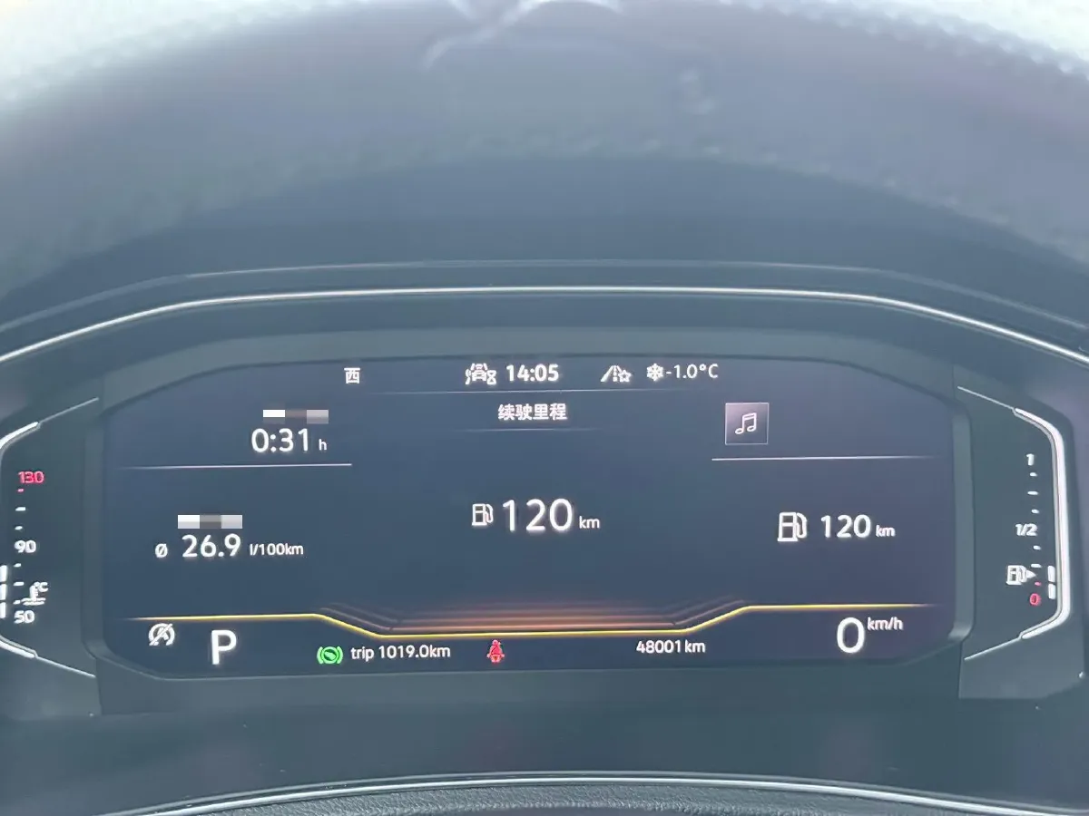 2021 Volkswagen T-Roc 1.4T 150HP L4 7DCT,autocango,china used car exporter,china ev exporter,chinese used car exporter,chinese used ev exporter