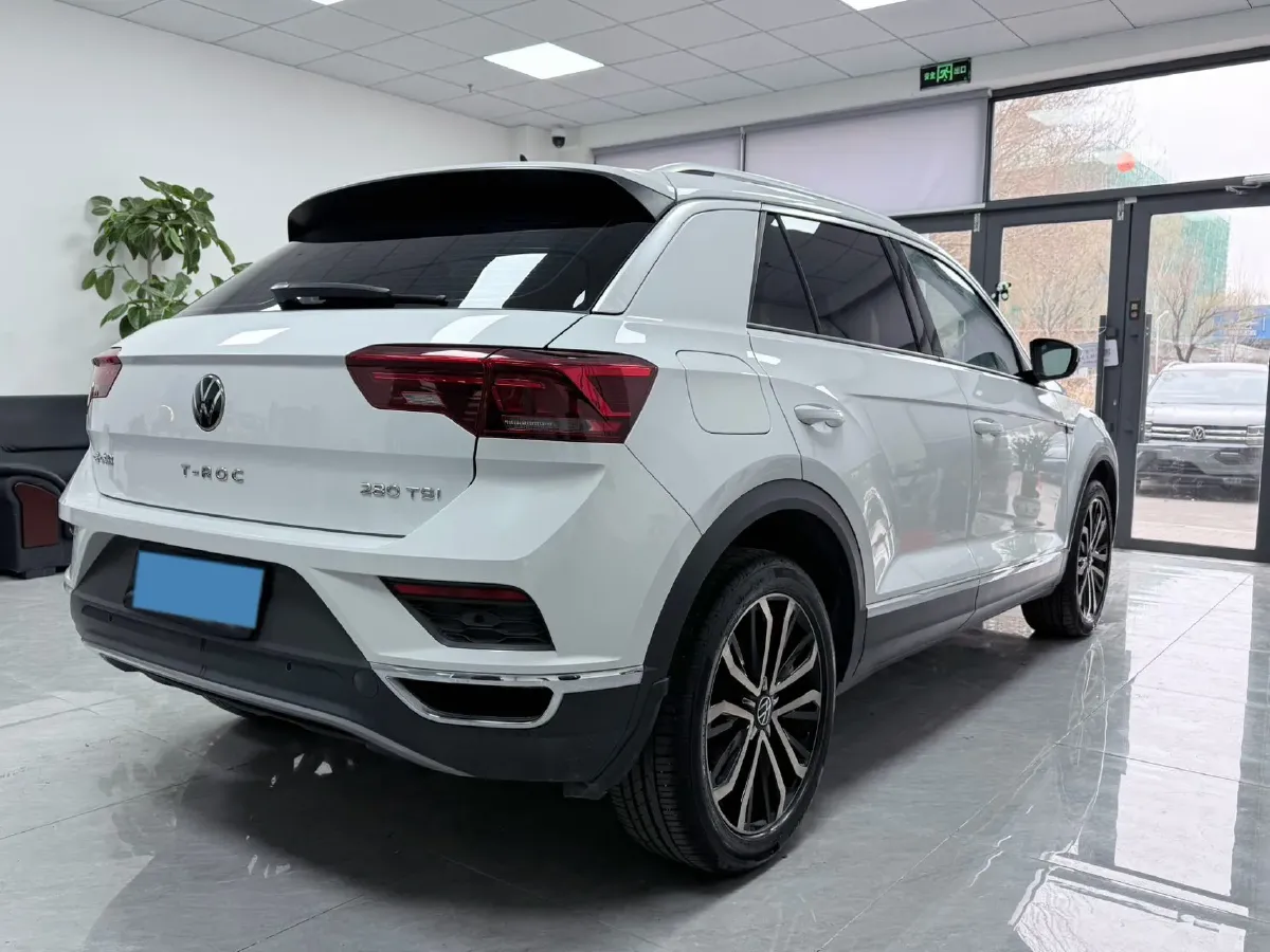 2021 Volkswagen T-Roc 1.4T 150HP L4 7DCT,autocango,china used car exporter,china ev exporter,chinese used car exporter,chinese used ev exporter
