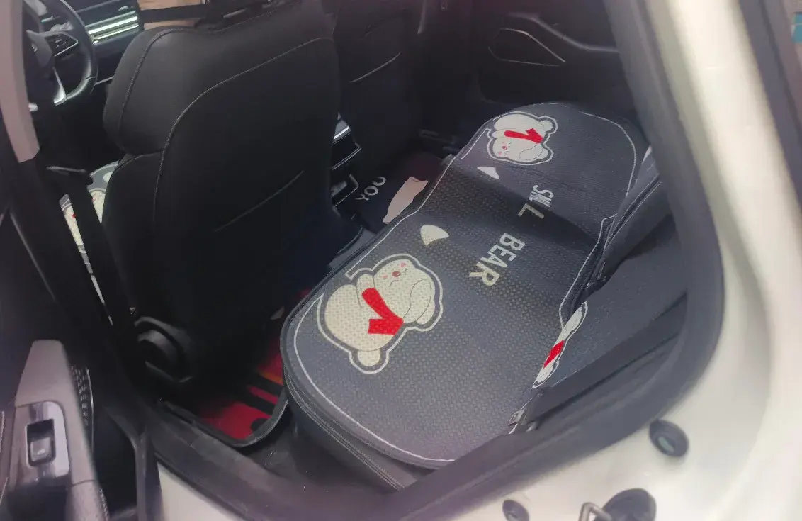 2022 GEELY EMGRAND thumbnail 4