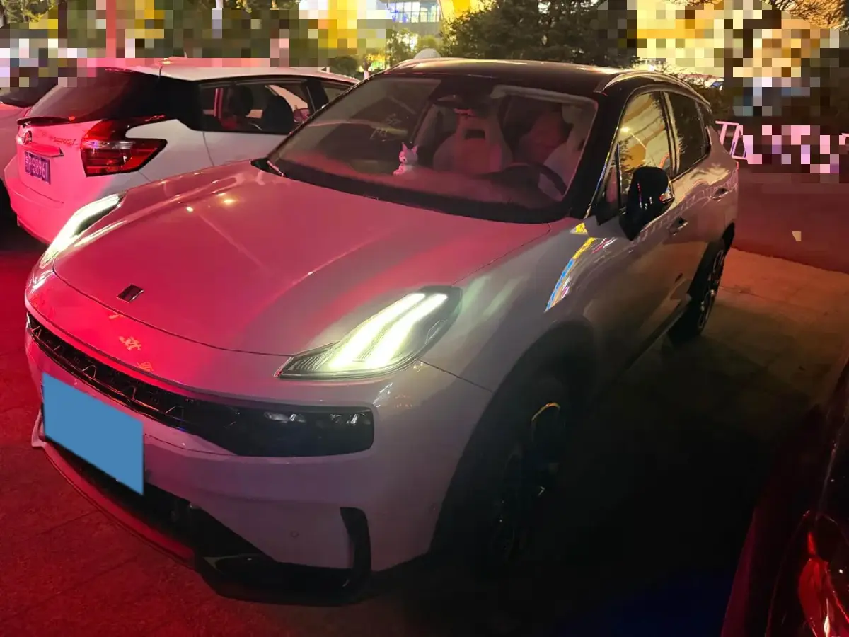 2023 LYNK&CO 06 1.5T 181HP L4 7DCT