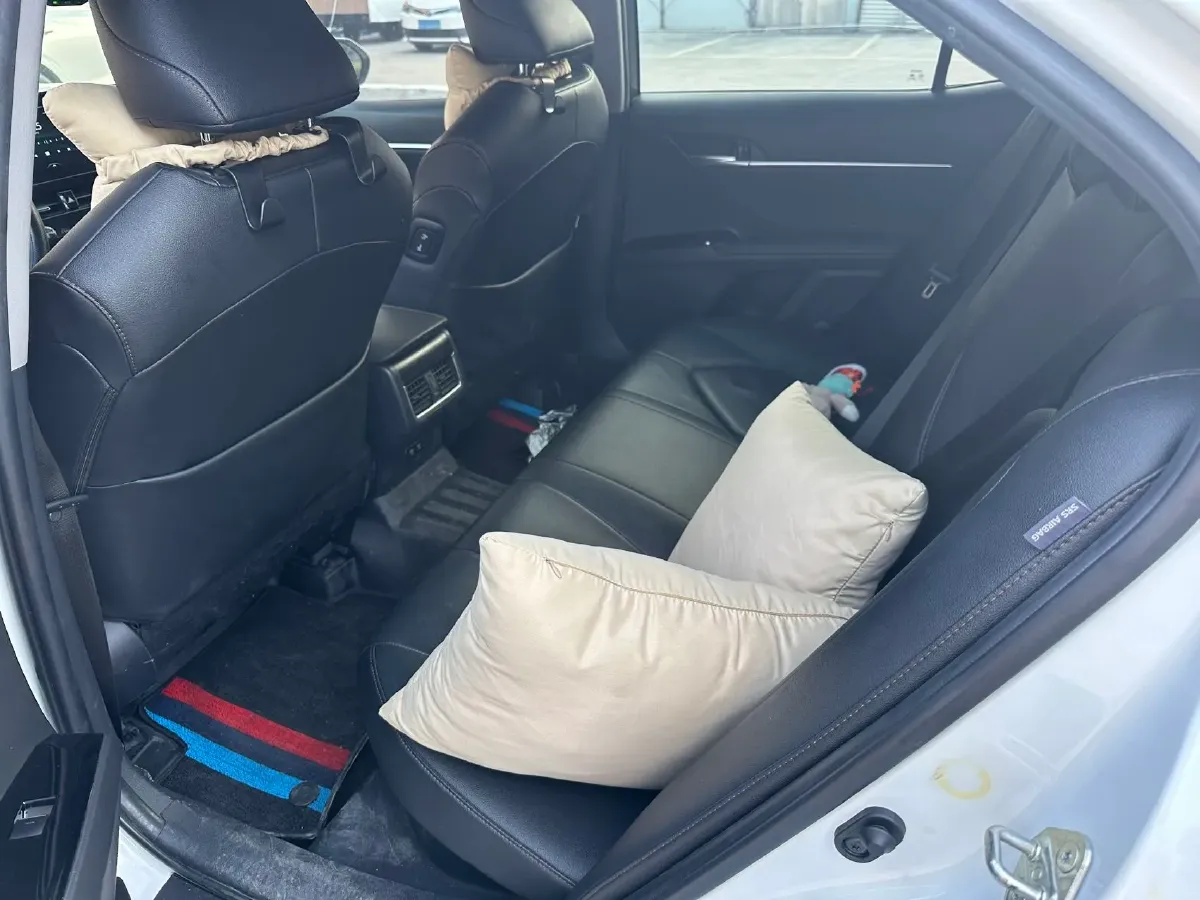 2021 Toyota Camry 2.5L 178HP L4 E-CVT Hybrid,autocango,china used car exporter,china ev exporter,chinese used car exporter,chinese used ev exporter