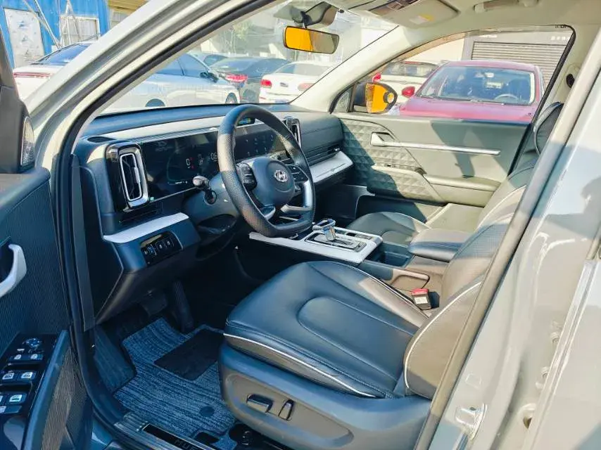 2023 HYUNDAI IX35 thumbnail 4