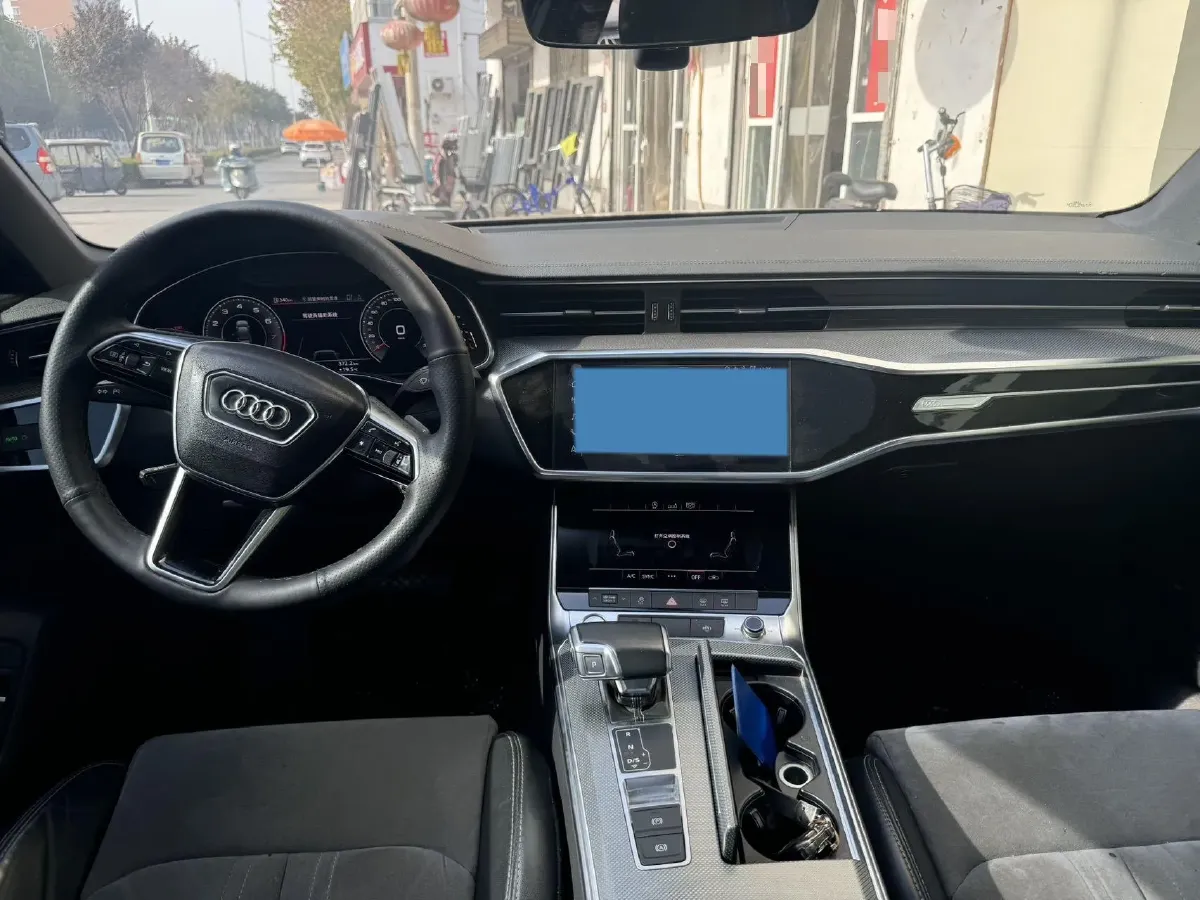 2020 Audi A6L 2.0T 224HP L4 7DCT,autocango,china used car exporter,china ev exporter,chinese used car exporter,chinese used ev exporter