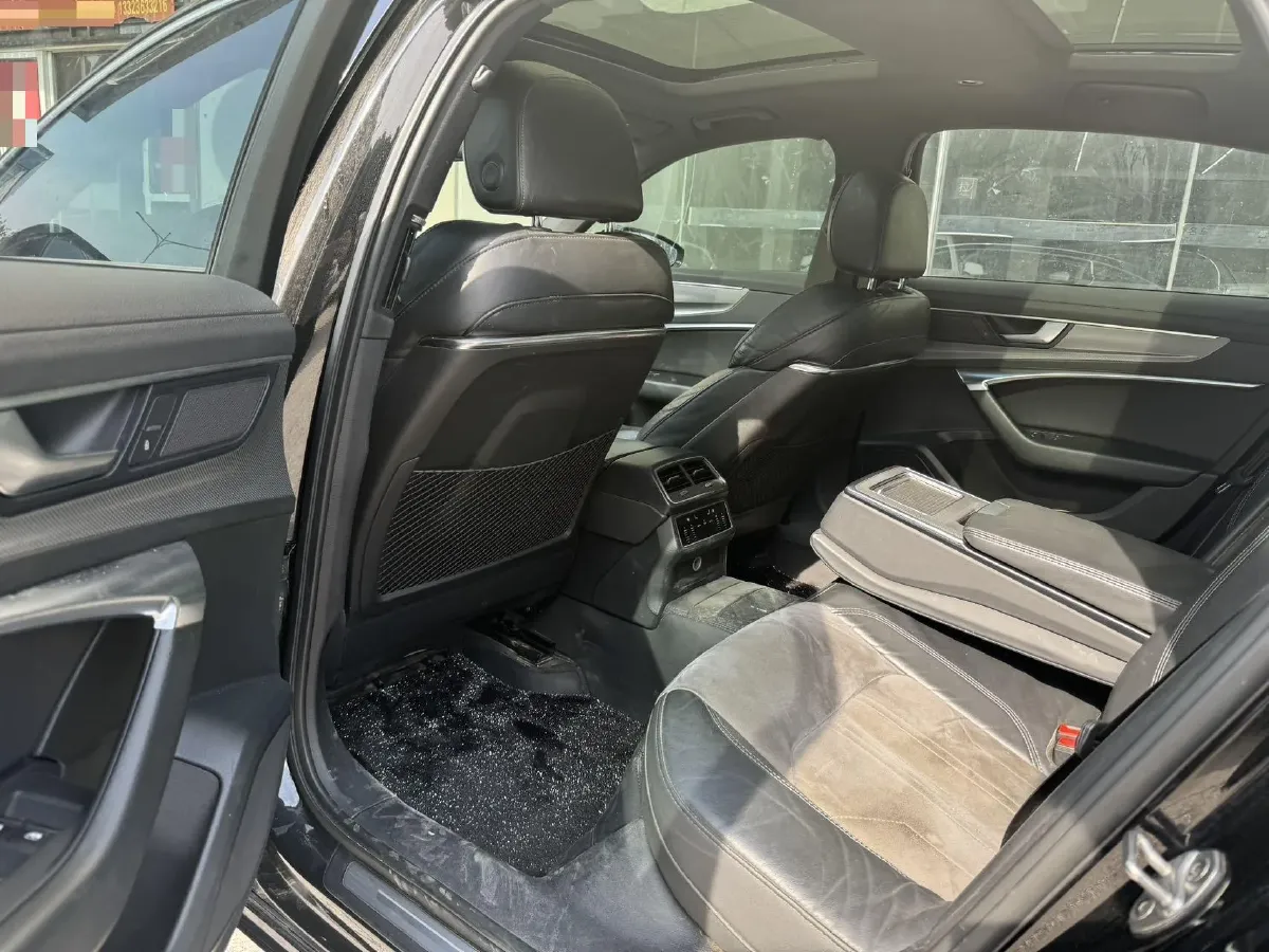 2020 Audi A6L 2.0T 224HP L4 7DCT,autocango,china used car exporter,china ev exporter,chinese used car exporter,chinese used ev exporter