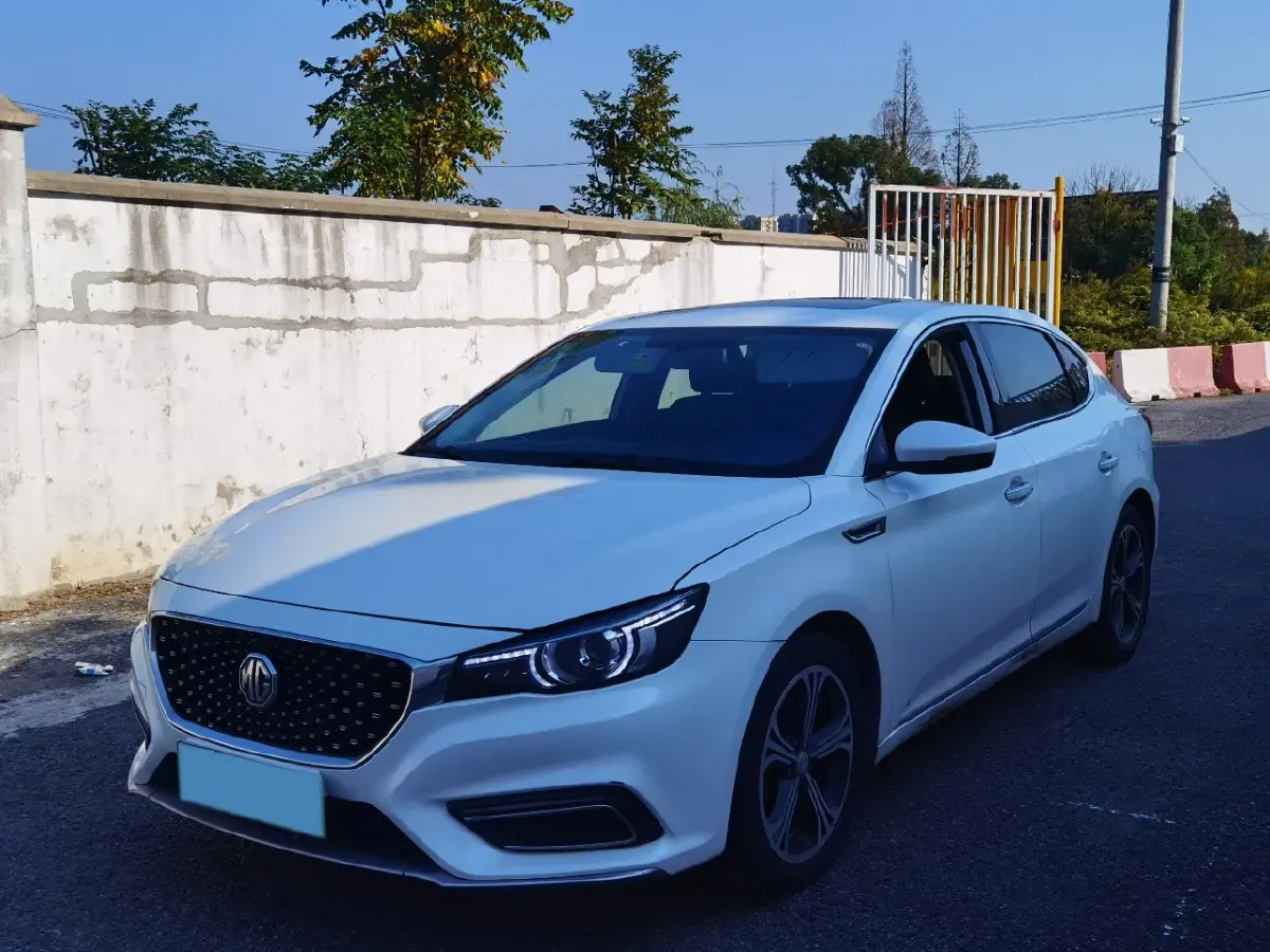 2018 MG 6 1.0T 125HP L3 2AT PHEV 9.1KWH