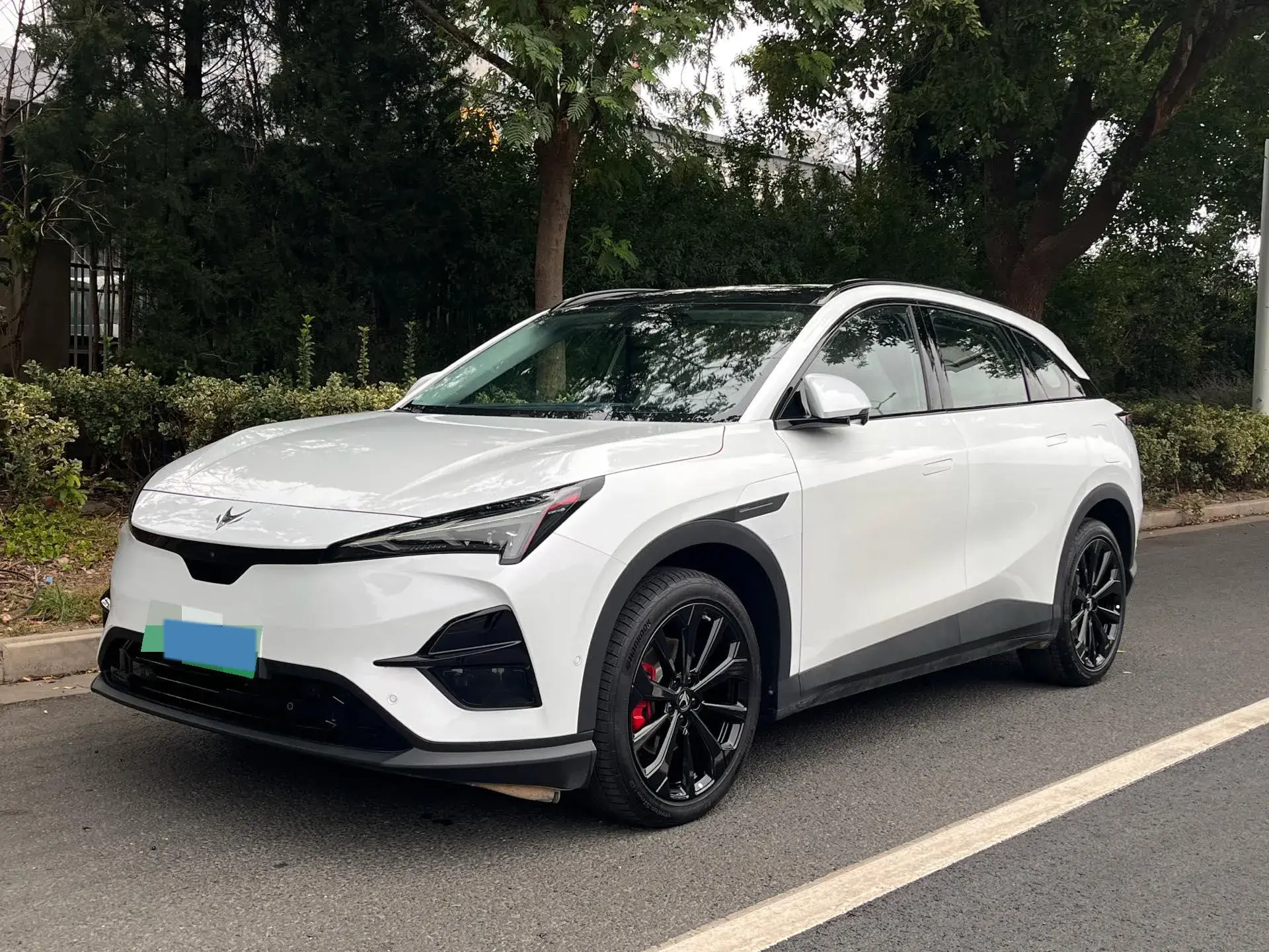 2025 ARCFOX ΑT5 view 1