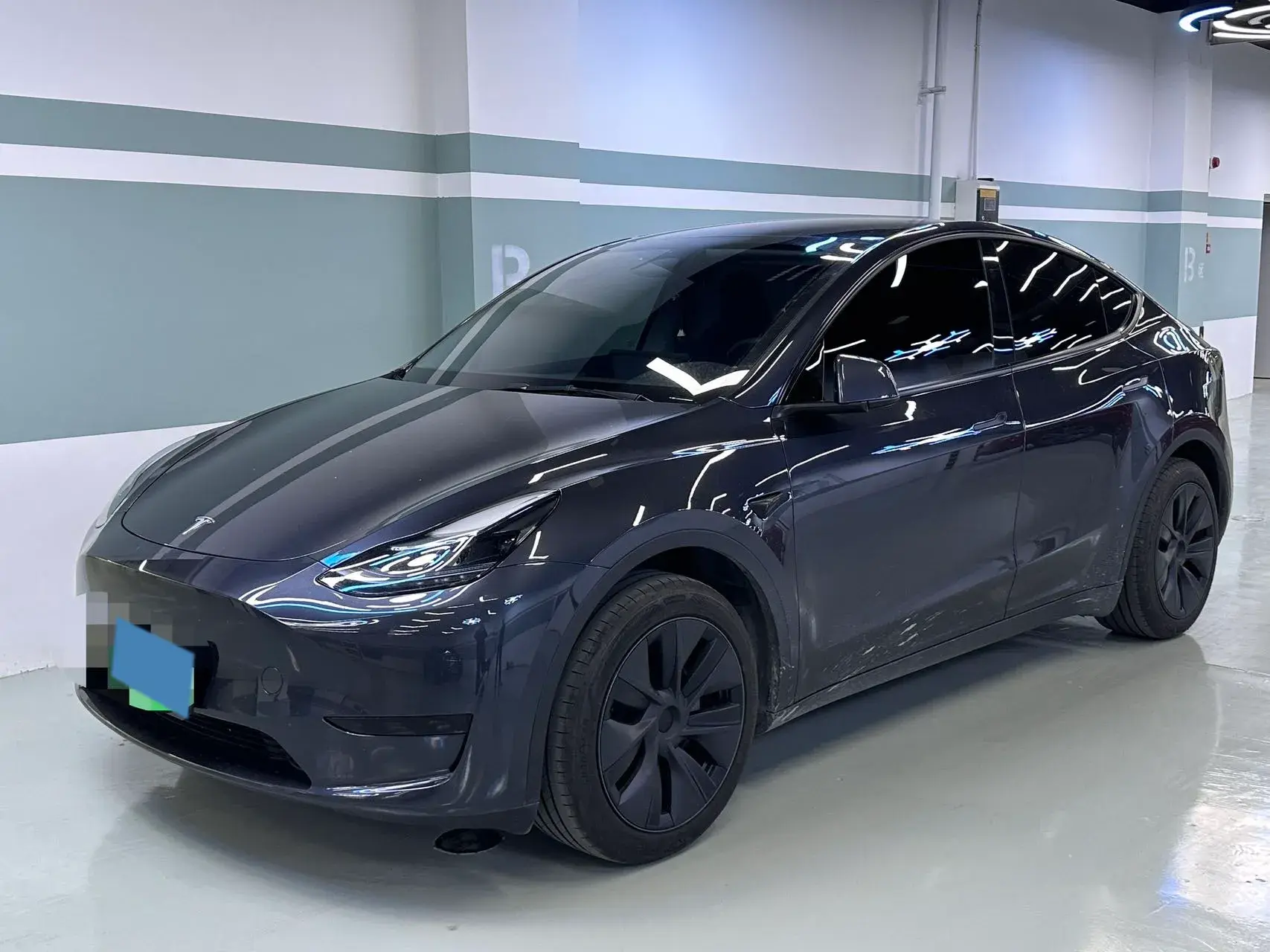 2024 TESLA MODEL view 1