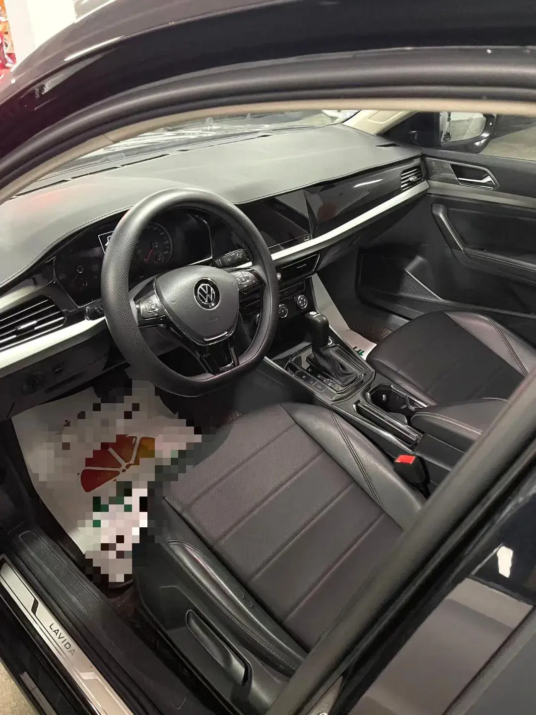 2019 VOLKSWAGEN LAVIDA thumbnail 2