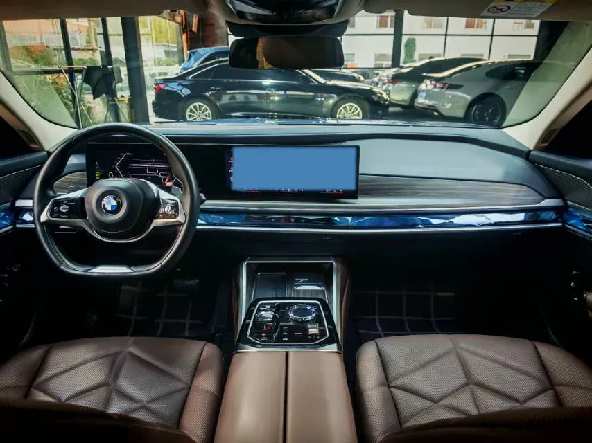 2023 BMW 7 Series 3.0T 272HP L6 8AT,autocango,china used car exporter,china ev exporter,chinese used car exporter,chinese used ev exporter