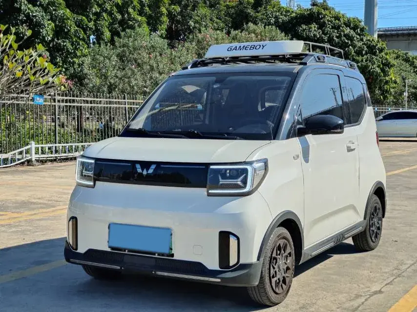 2022 WULING HONGGUANG view 1