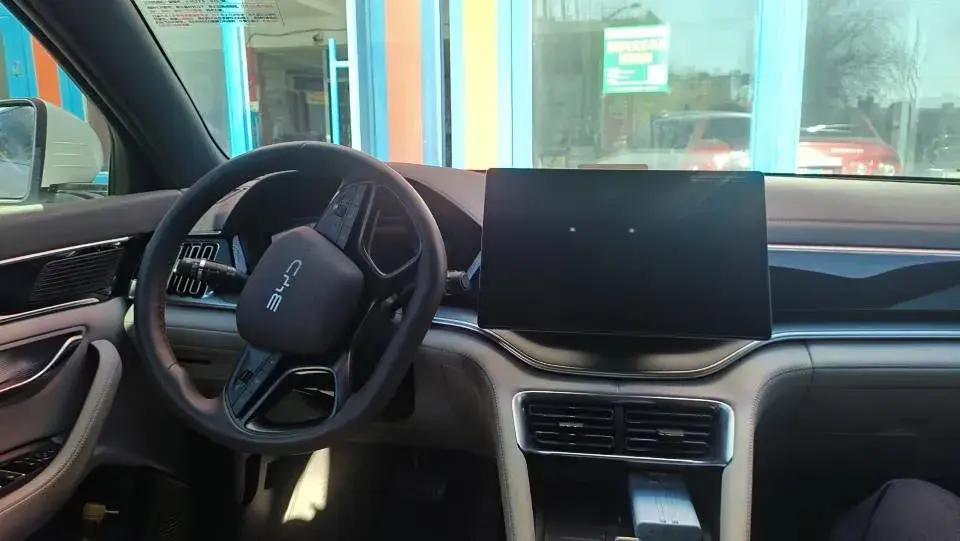 2025 BYD SONG thumbnail 2