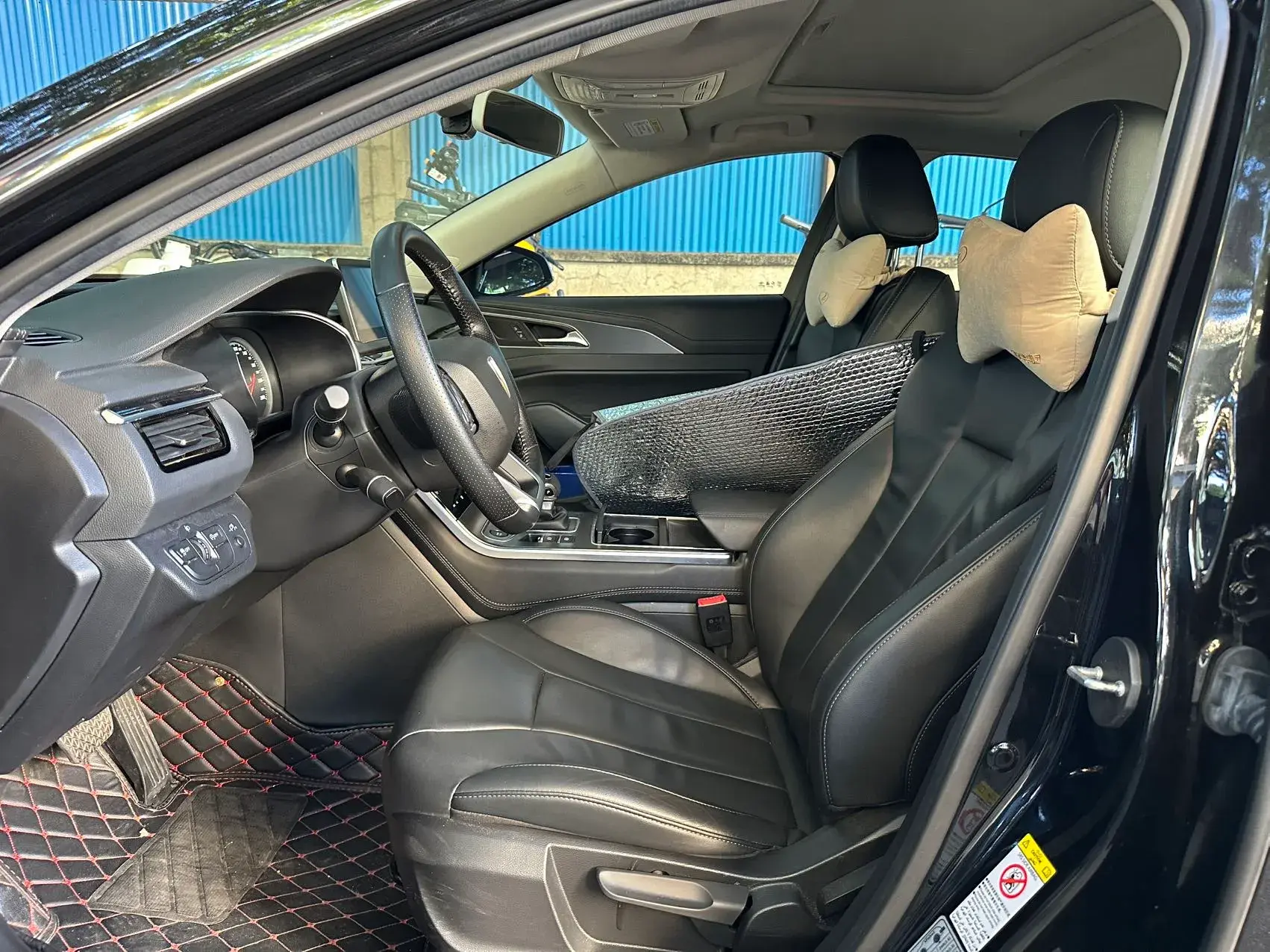 2020 HONGQI H5 thumbnail 3