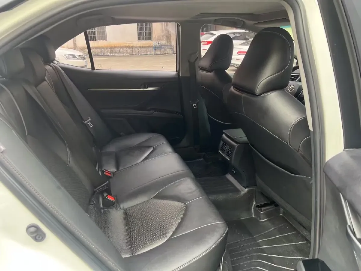 2019 Toyota Camry 2.5L 209HP L4 8AT,autocango,china used car exporter,china ev exporter,chinese used car exporter,chinese used ev exporter