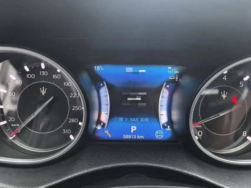 2016 Maserati Levante 3.0T 350HP V6 8AT,autocango,china used car exporter,china ev exporter,chinese used car exporter,chinese used ev exporter