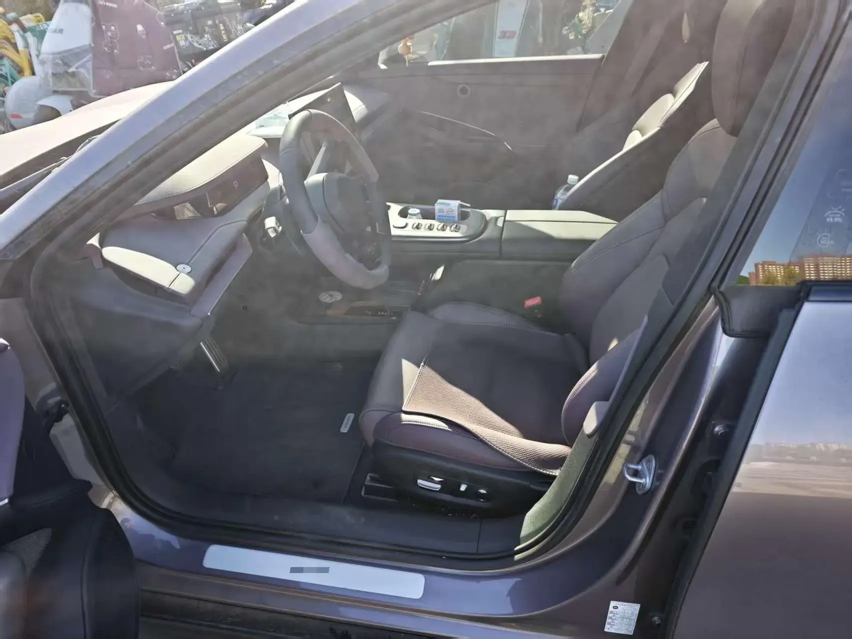 2024 MI SU7 thumbnail 2