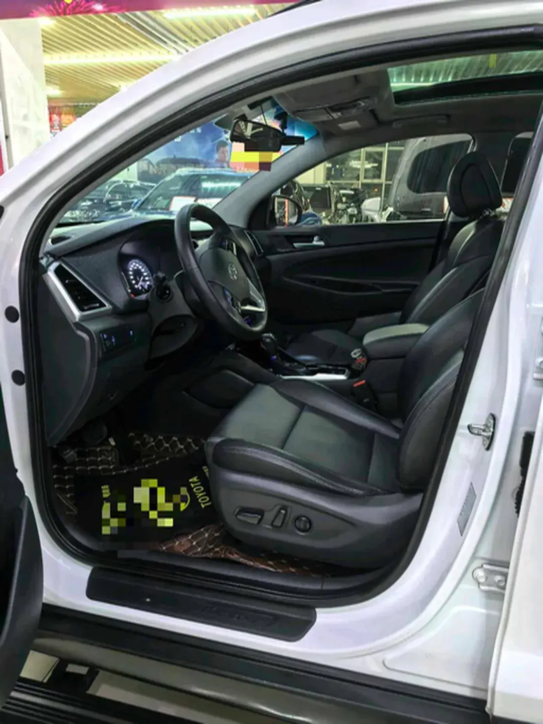 2018 HYUNDAI TUCSON thumbnail 4