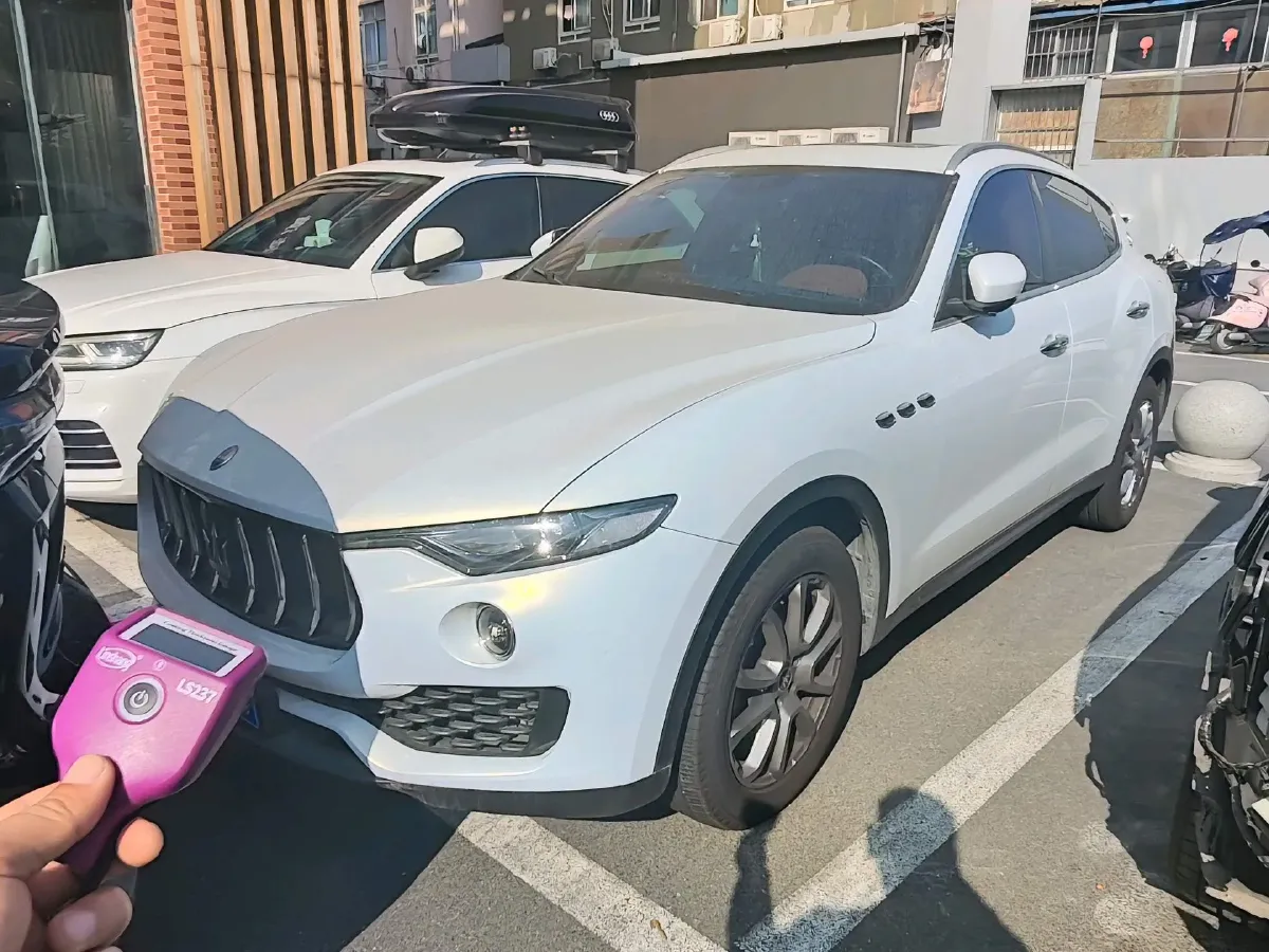2021 Maserati Levante 3.0T 350HP V6 8AT,autocango,china used car exporter,china ev exporter,chinese used car exporter,chinese used ev exporter