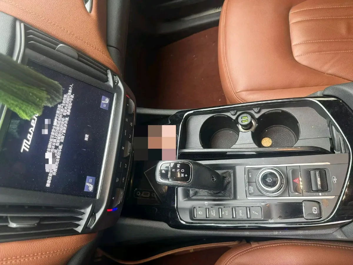 2021 Maserati Levante 3.0T 350HP V6 8AT,autocango,china used car exporter,china ev exporter,chinese used car exporter,chinese used ev exporter