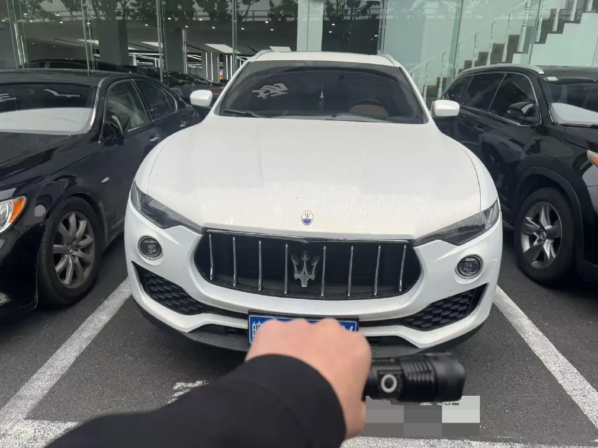 2021 Maserati Levante 3.0T 350HP V6 8AT,autocango,china used car exporter,china ev exporter,chinese used car exporter,chinese used ev exporter