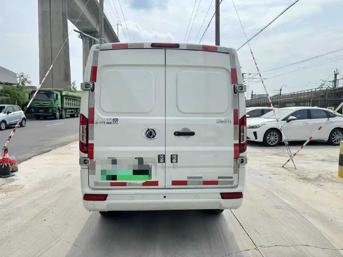 2024 Dongfeng YuFengEM27 BEV 41.472KWH,autocango,china used car exporter,china ev exporter,chinese used car exporter,chinese used ev exporter