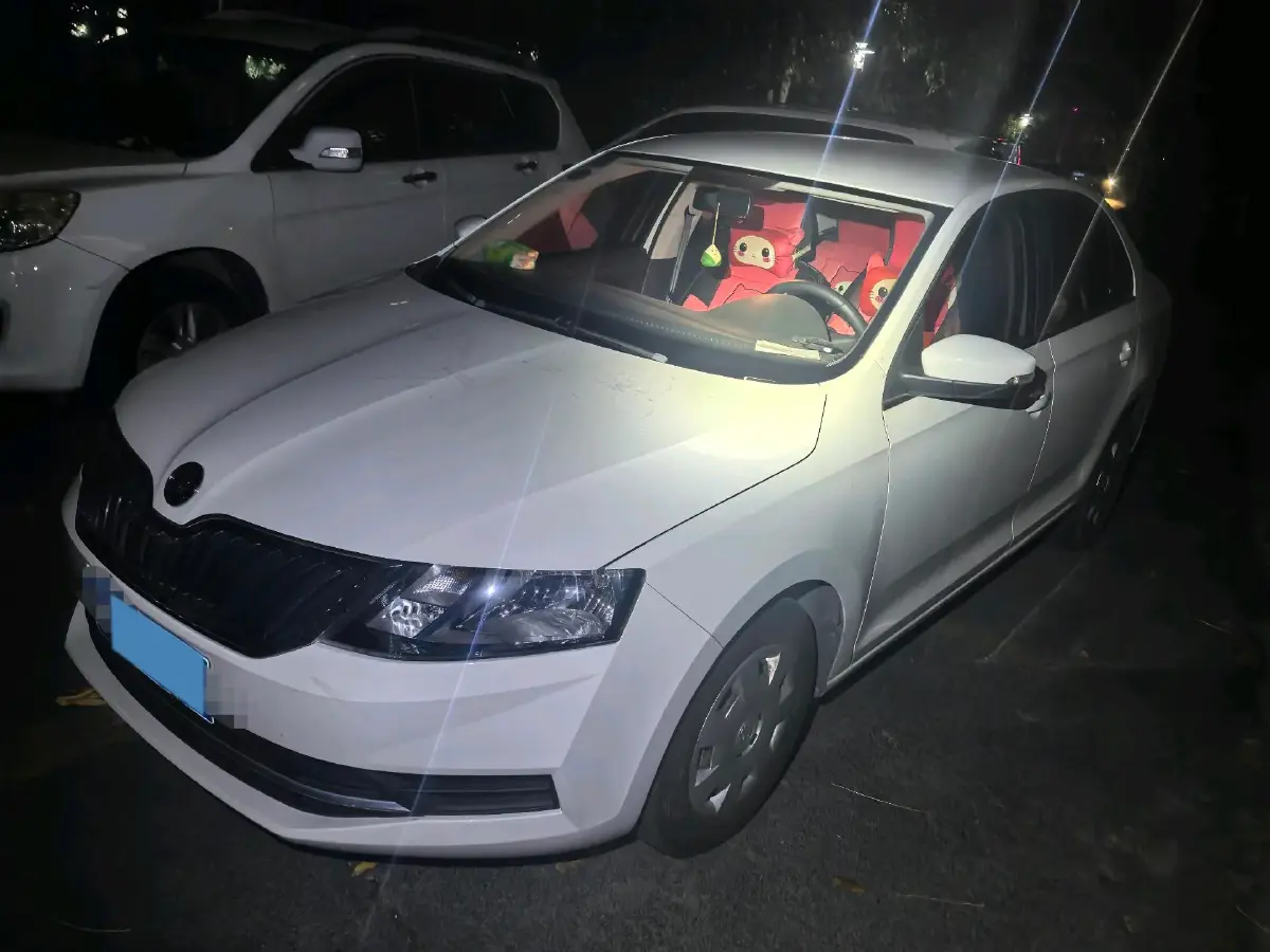2019 Skoda Rapid Spaceback 1.5L 112HP L4 6AT