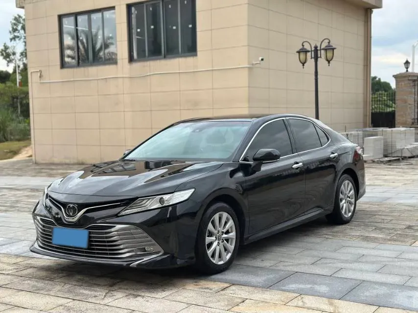 2019 Toyota Camry 2.0L 178HP L4 CVT,autocango,china used car exporter,china ev exporter,chinese used car exporter,chinese used ev exporter