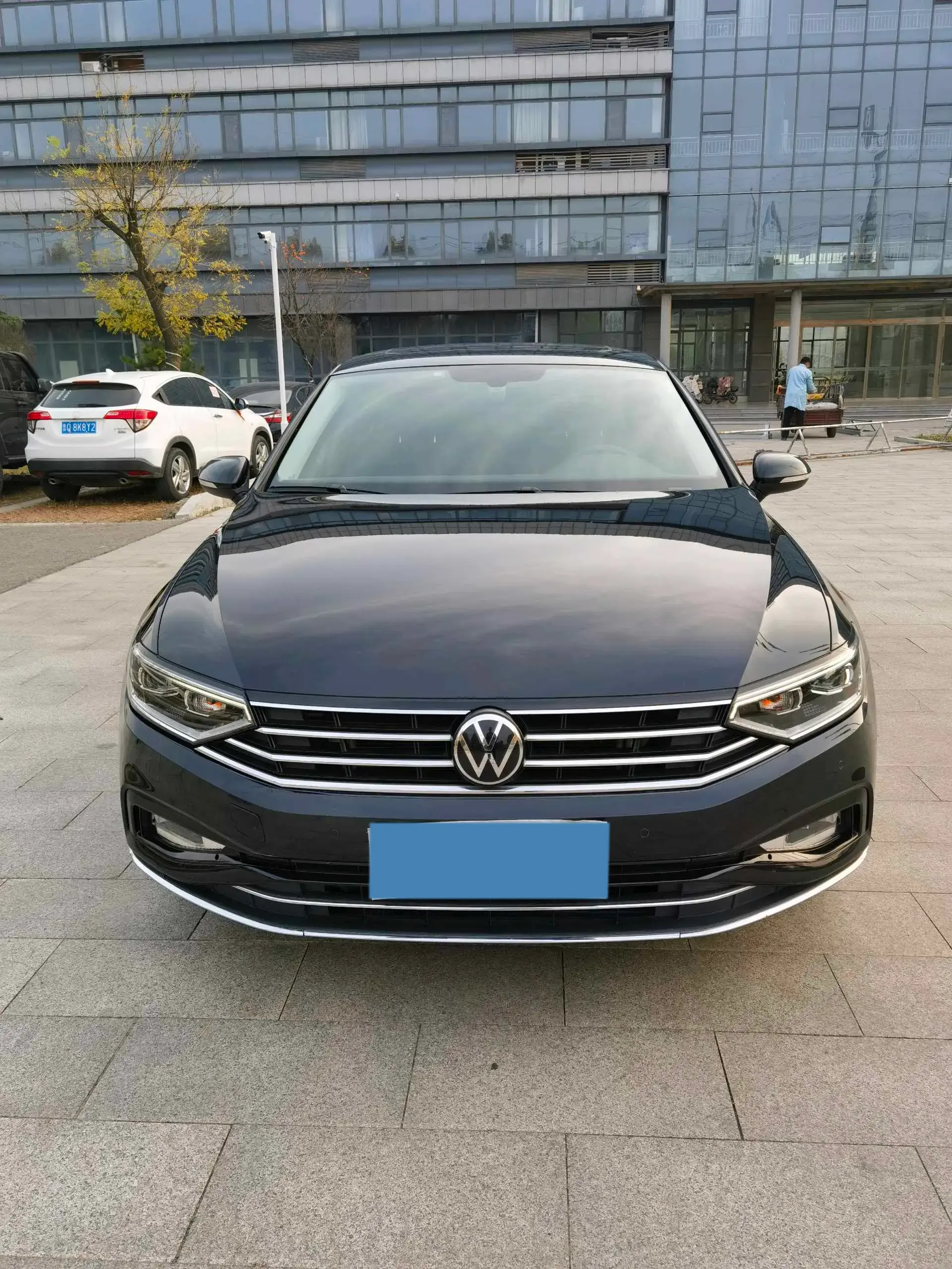 2021 VOLKSWAGEN MAGOTAN thumbnail 2