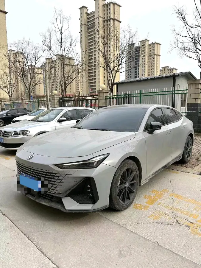 2023 ChangAn UNI-V 1.5T 188HP L4 7DCT