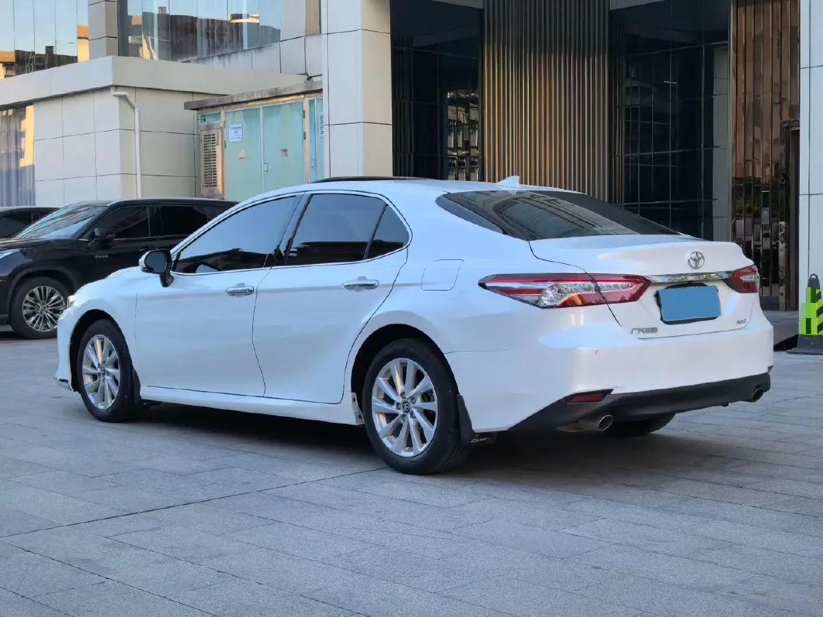2021 Toyota Camry 2.0L 178HP L4 CVT,autocango,china used car exporter,china ev exporter,chinese used car exporter,chinese used ev exporter