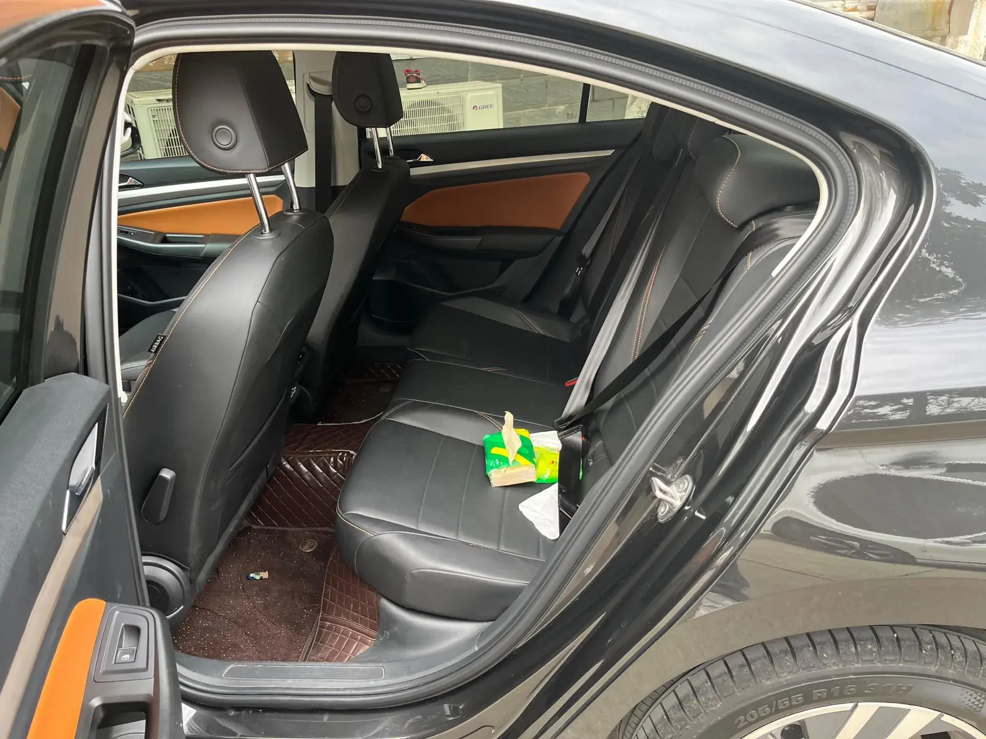 2023 VOLKSWAGEN BORA thumbnail 4