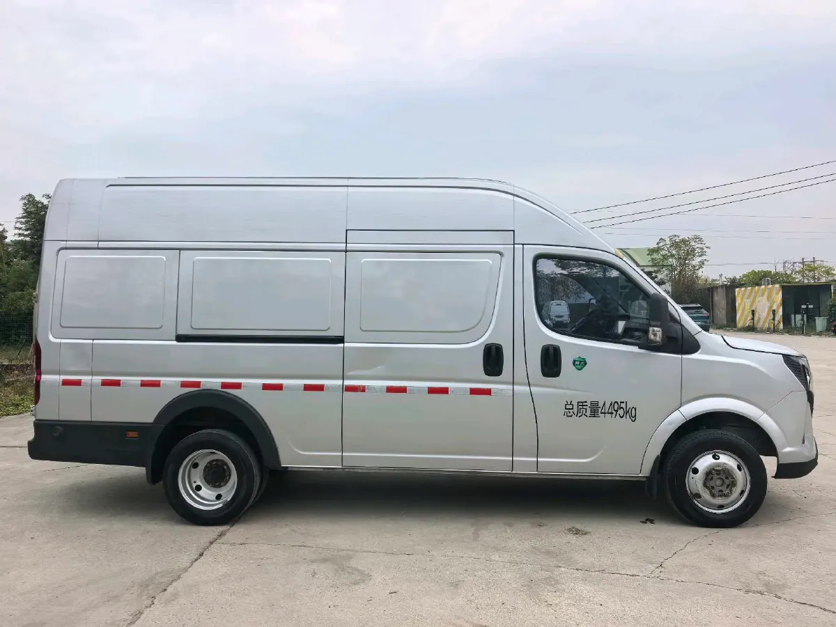 2023 DongFeng DFAC YuFeng 2.3T 143HP L4 6MT,autocango,china used car exporter,china ev exporter,chinese used car exporter,chinese used ev exporter