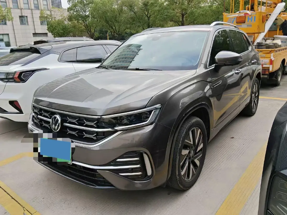 2024 Volkswagen Tayron 2.0T 186HP L4 7DCT