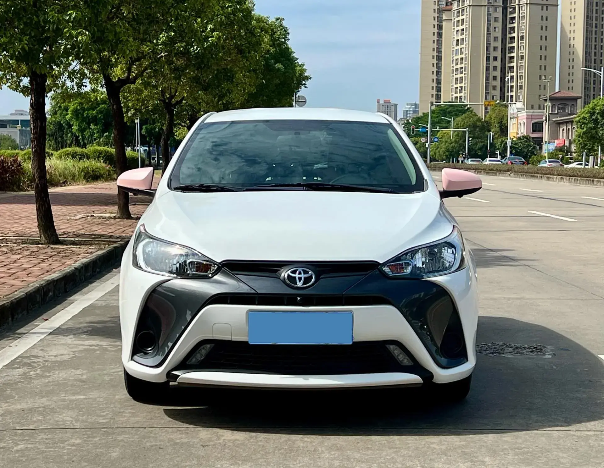 2020 TOYOTA YARIS thumbnail 2