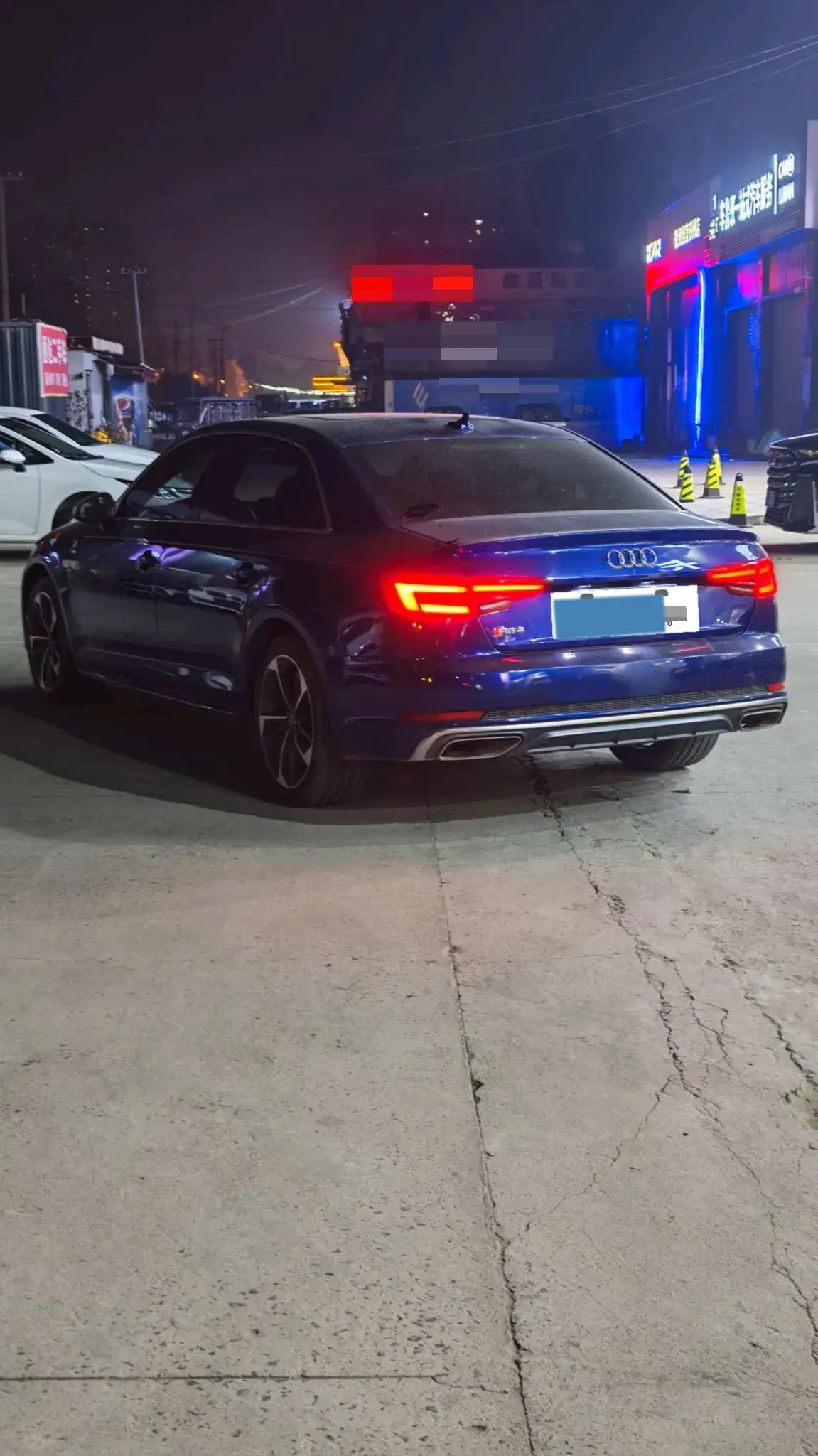 2019 AUDI A4L thumbnail 4